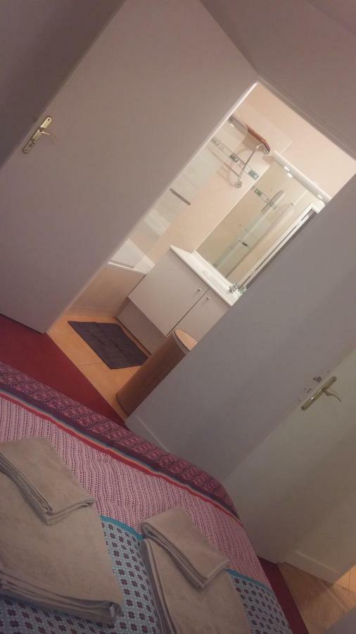 Appartement Avec Rez De Jardin A Disneyland มองต์เตฮวา ภายนอก รูปภาพ