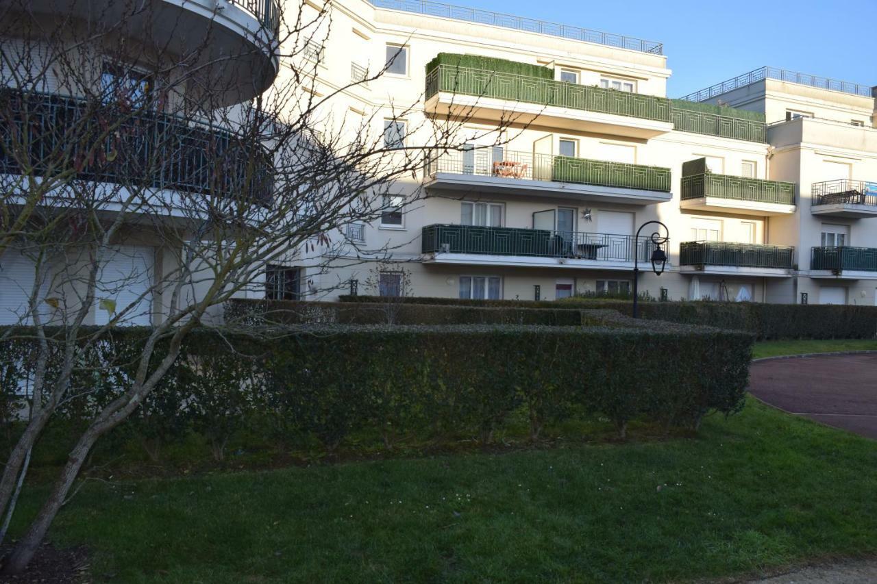 Appartement Avec Rez De Jardin A Disneyland มองต์เตฮวา ภายนอก รูปภาพ