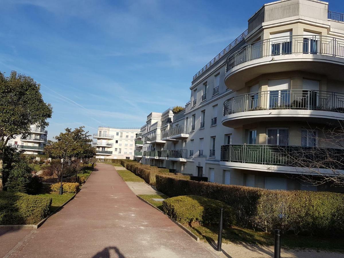 Appartement Avec Rez De Jardin A Disneyland มองต์เตฮวา ภายนอก รูปภาพ